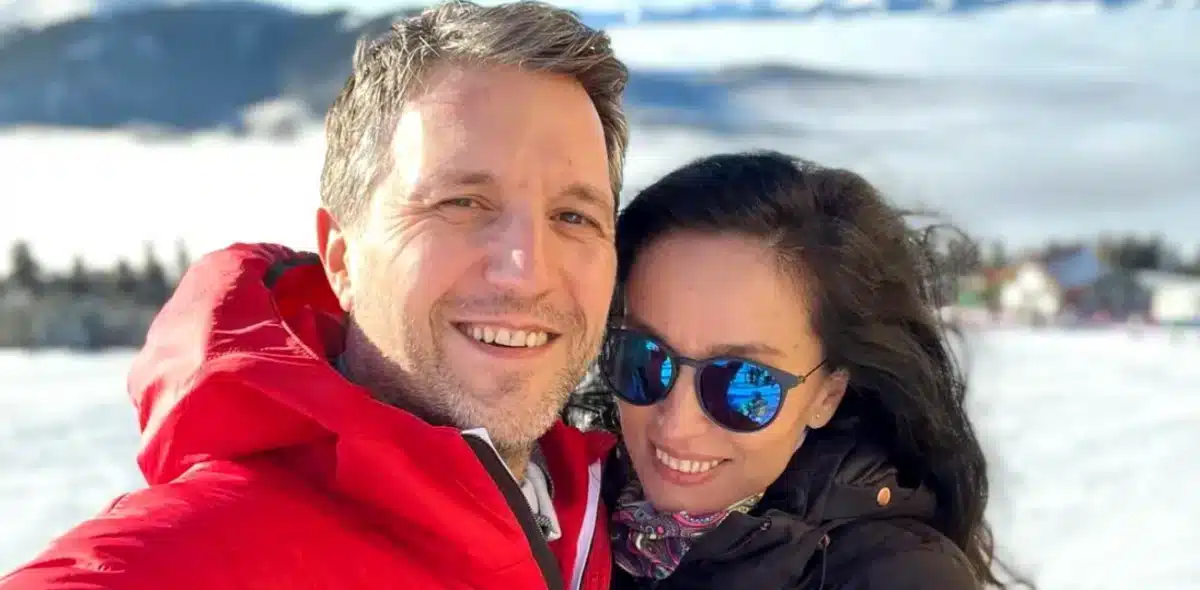 Șoc pe piața divertismentului! Andi Moisescu și Olivia Steer ar fi în pragul divorțului